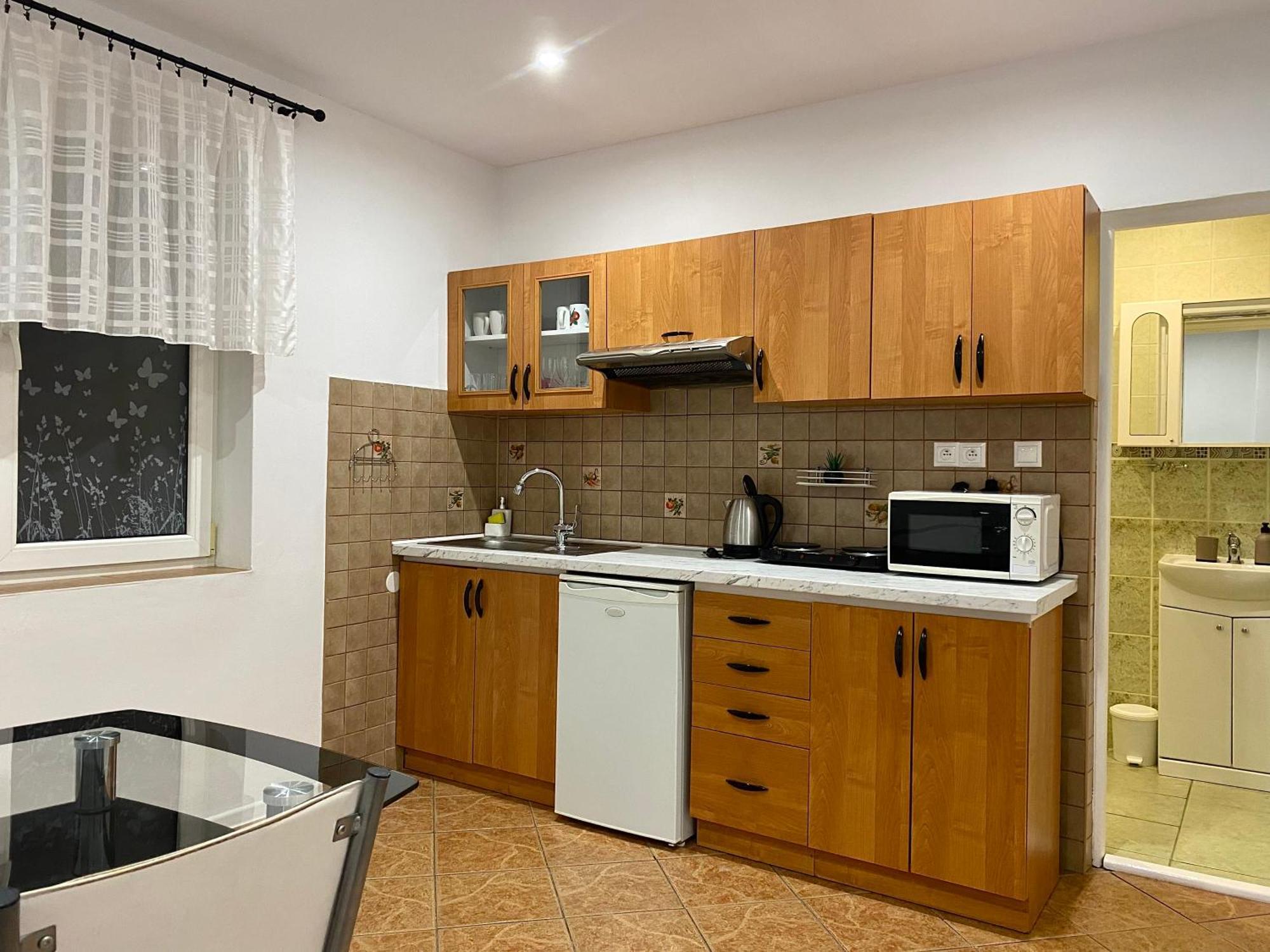 Vanessa Apartments Bešeňová Buitenkant foto